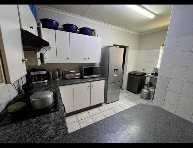 4 BEDROOM TOWNHOUSE FOR SALE IN BRONKHORSTSPRUIT